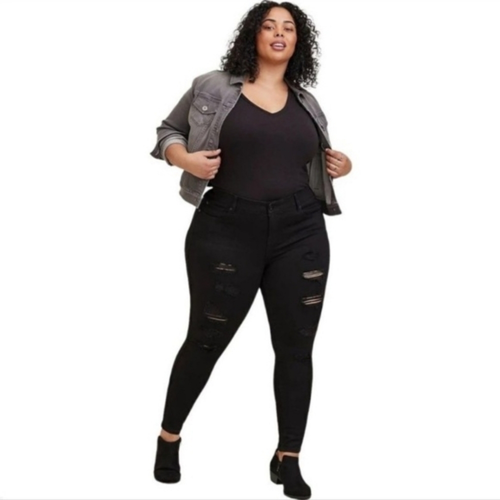 Torrid Bombshell Skinny Black Skinny Jeans